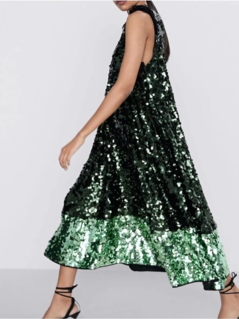 Zara NWOT Green Full Sequin V-neck A-line Midi Size XS-S wedding prom fancy
